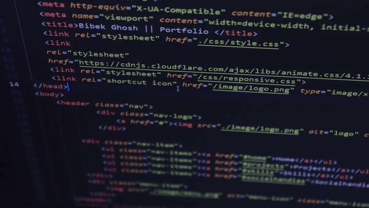 screen showing HTML code and metadata tags